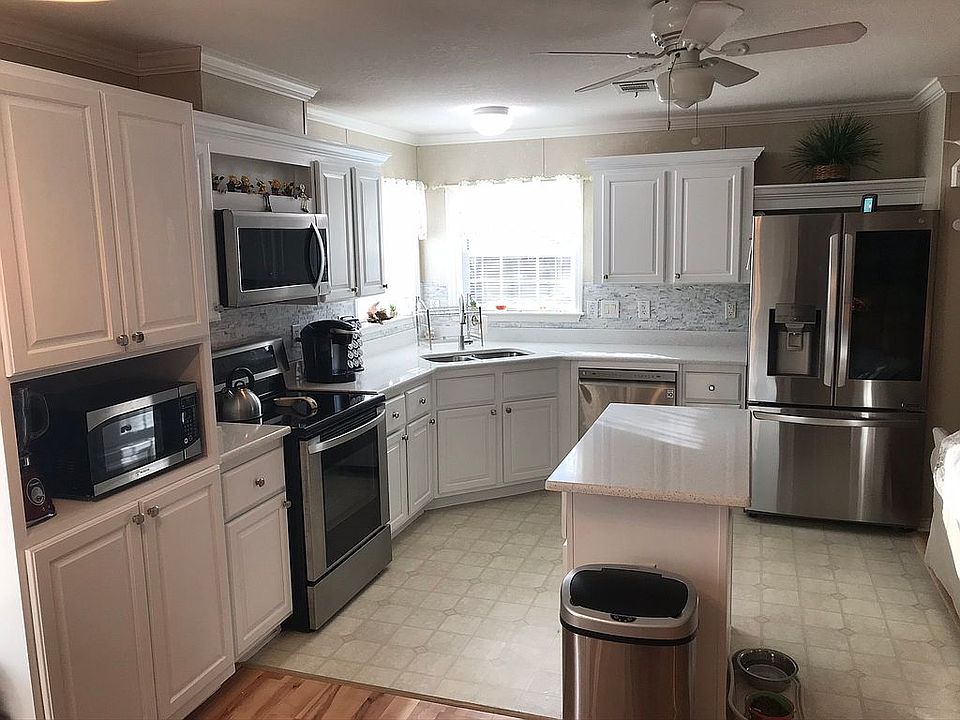2nd image of 558 Escambia Loop