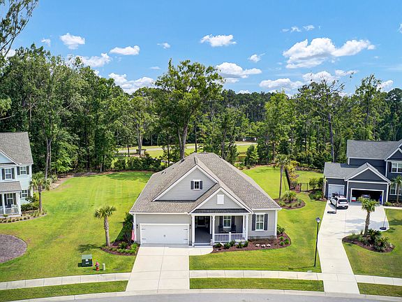 3rd image of 2661 Dutchman Dr