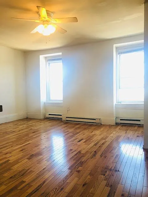 Studio, 440 sqft, $790 — Photo 4