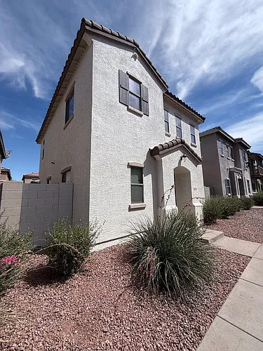 14176 W Country Gables Dr Photo 1