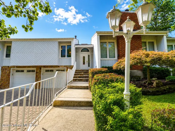 358 Harold Ave, Staten Island, NY 10312