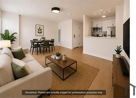 1505 S Hoover St #2 — Photo 1