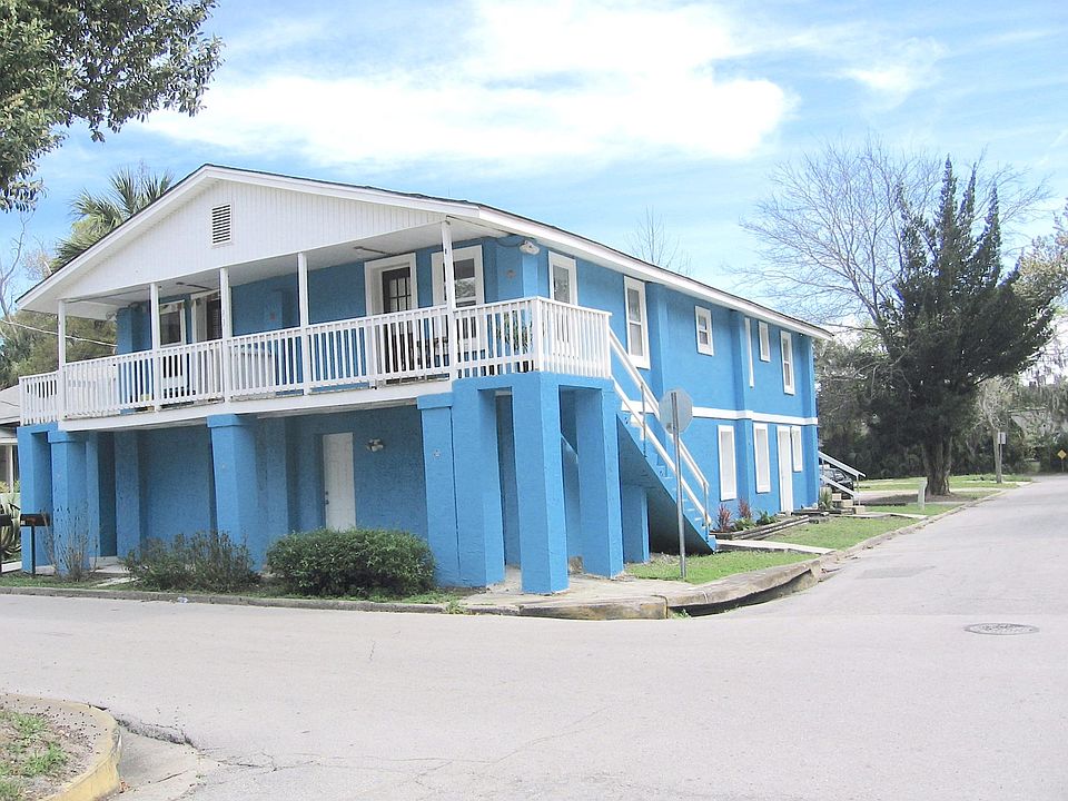 1st image of 93 Chapin St