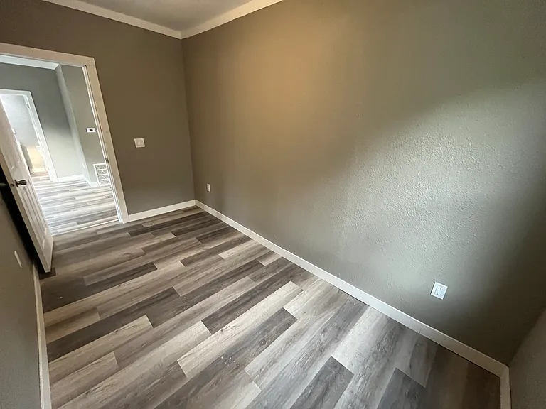 1211 Linden St — Photo 6