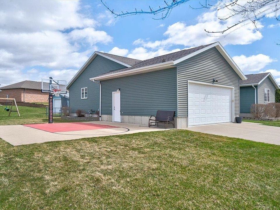 805 Jayne Cir, Dunkerton, IA 50626 Zillow