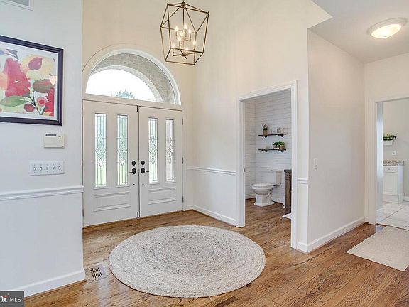 2nd image of 1203 Berans Rd
