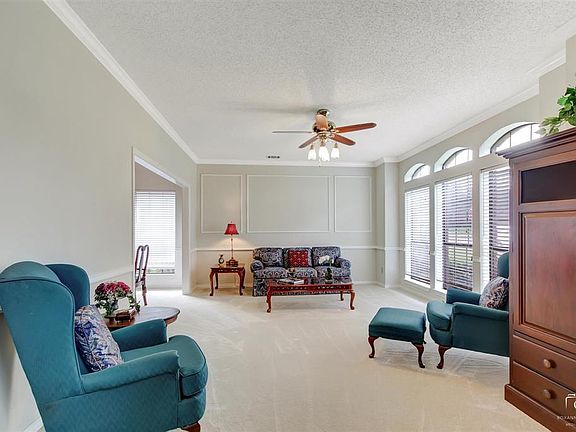 4th image of 1920 Brabant Dr