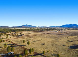 3 N Spring Valley Rd, Parks, AZ 86018