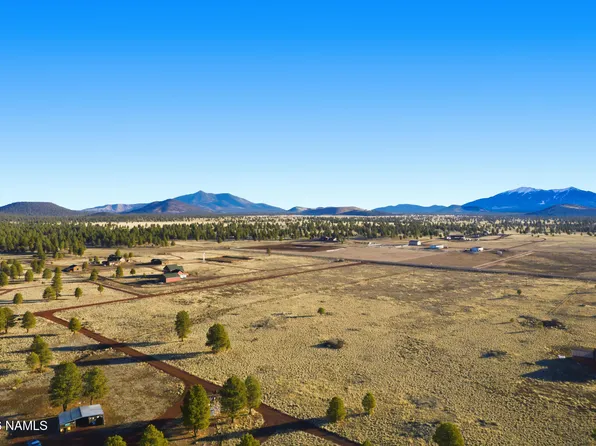 3 N Spring Valley Rd, Parks, AZ 86018