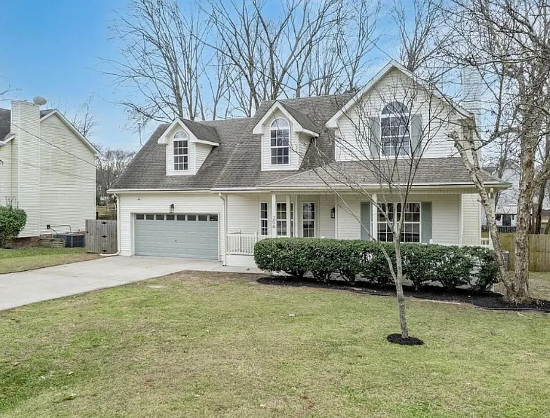 4 bed, 3.5 bath, 2151 sqft, $3,200 — Photo 4