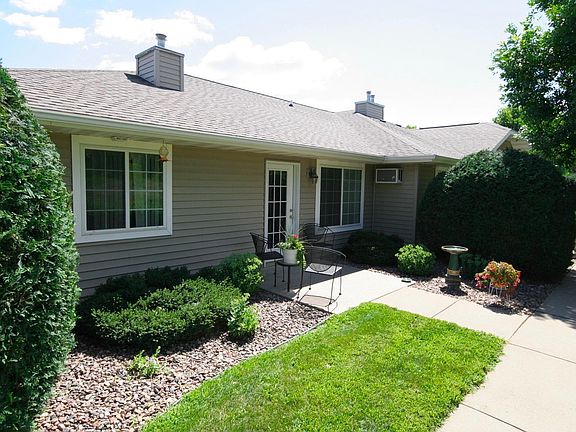 3rd image of 3349-3359 Bluebird Ct #1b-C