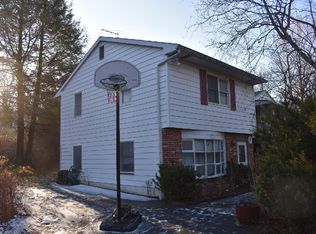 17 Newburgh Rd, Patterson, NY 12563