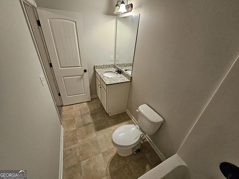 3004 Bayrose Cir #102B — Photo 24