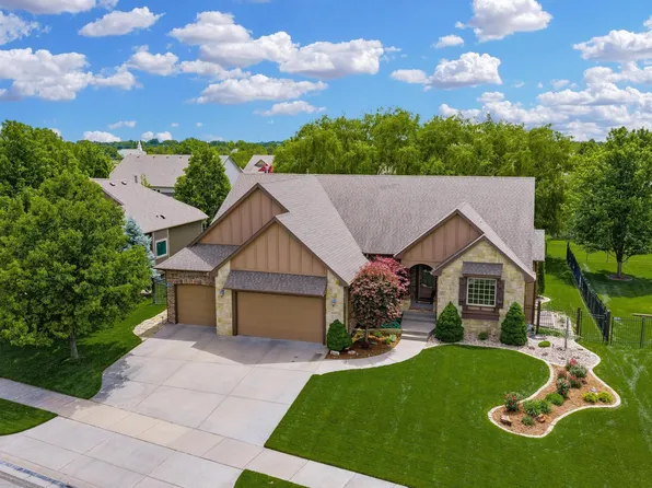 2250 N Stonegate Cir, Andover, KS 67002