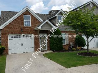 6840 Village Lake Cir, Chattanooga, TN 37412