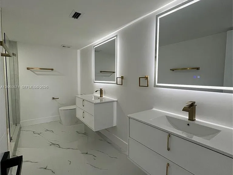 20610 NE 7th Ct — Photo 15