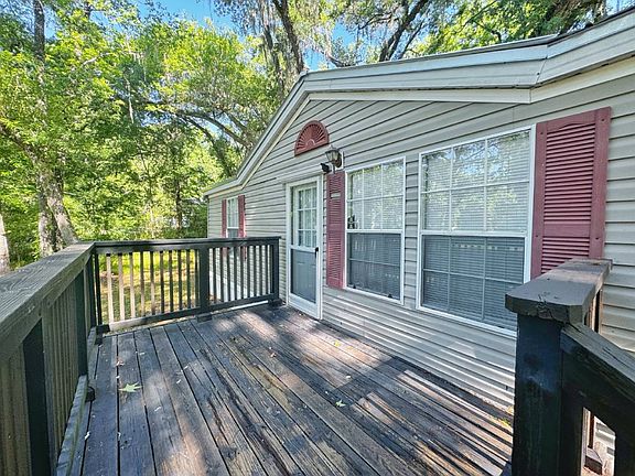 3rd image of 5872 Pine Creek Dr