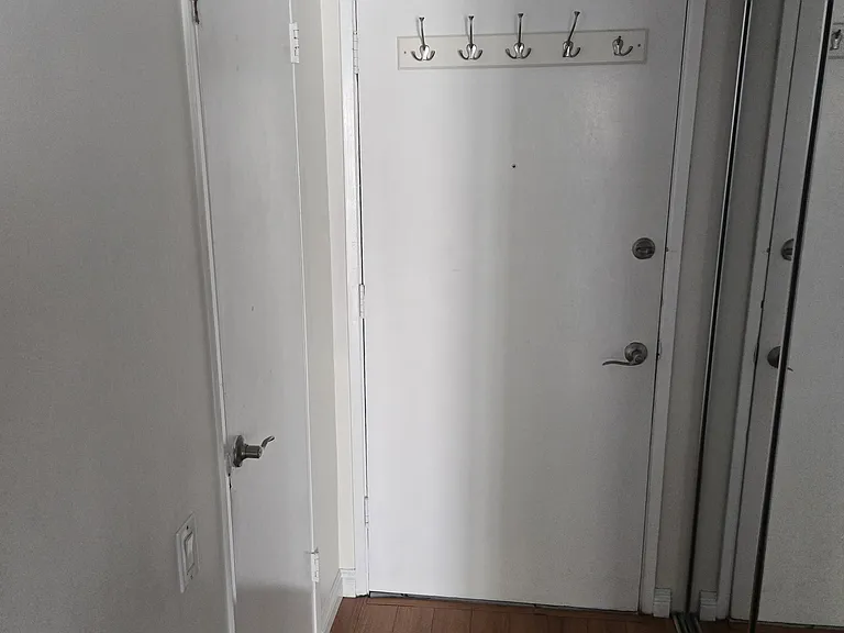 5460 White Oak Ave #G312 — Photo 15