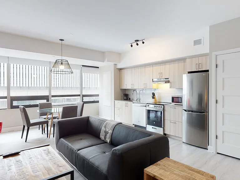 170 Metcalfe St — Photo 37