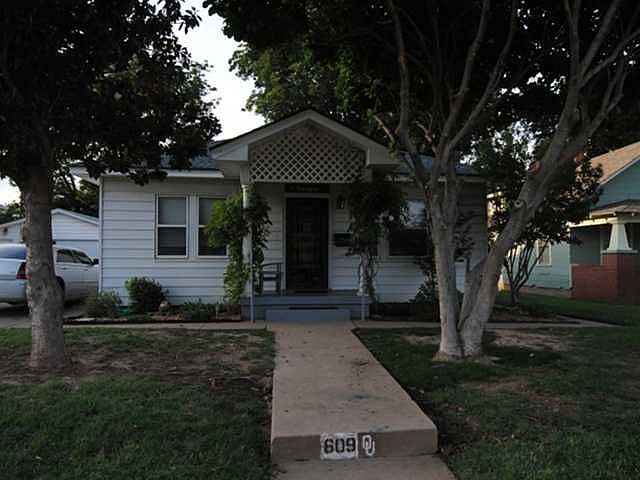 Home for Sale in Oklahoma City, Oklahoma $65,000