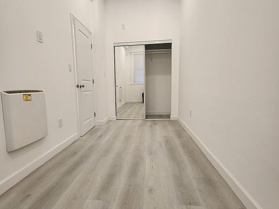 5th image of 1750 Mission St APT 10