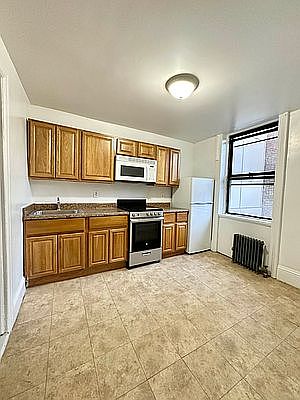 1st image of 497 3rd Ave APT 10