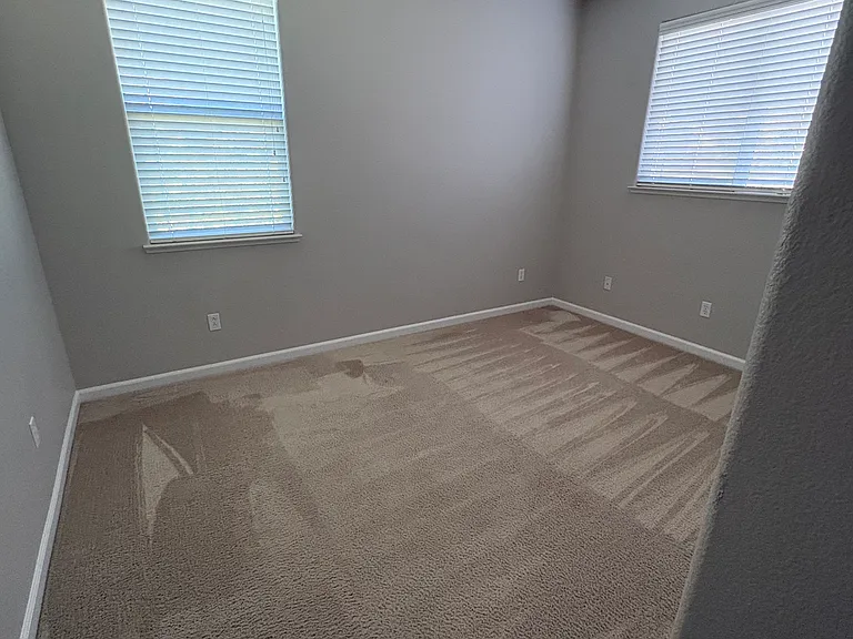 Bedroom #4 (Upstairs)