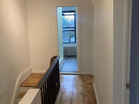 2nd image of 208 N Miller St