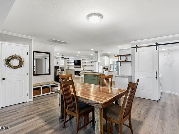 4th image of 18421 N 45TH Drive