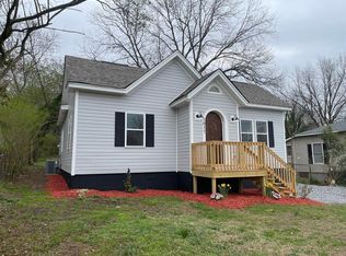 1017 8th St, Statesville, NC 28677