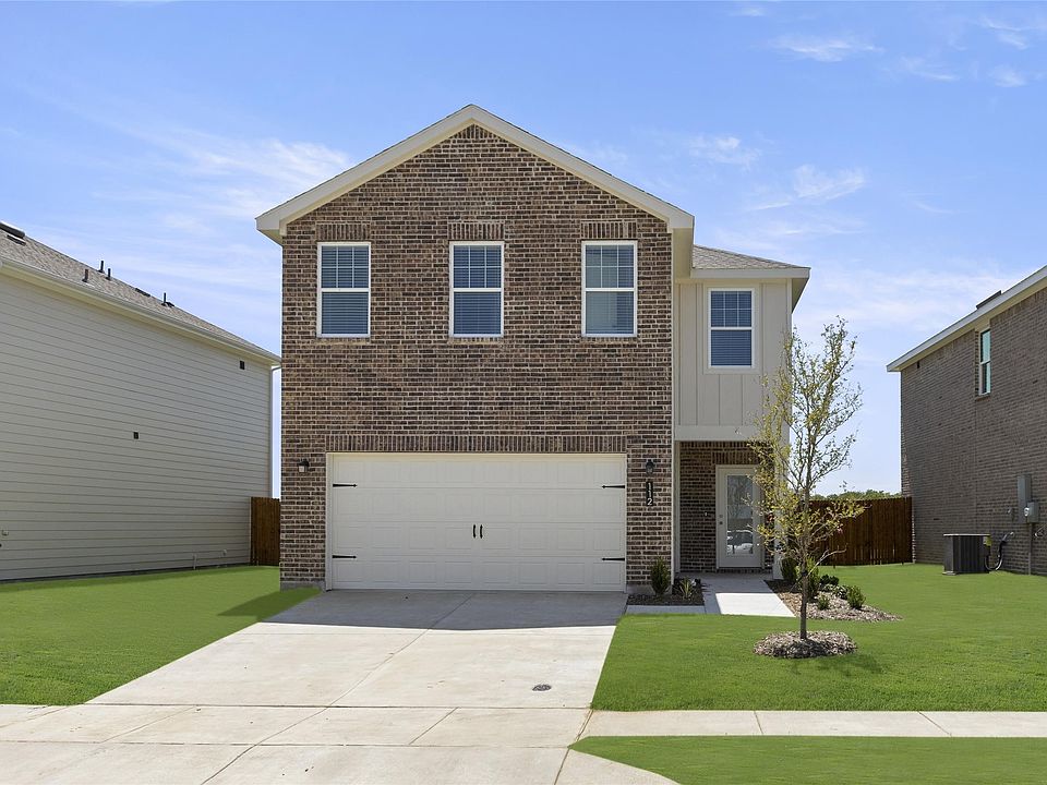 1st image of 112 Waterhouse Lake Dr