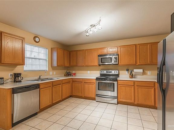 4th image of 5401 N Gumwood Ave