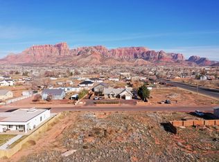 45 W Warren Ave, Colorado City, AZ 86021
