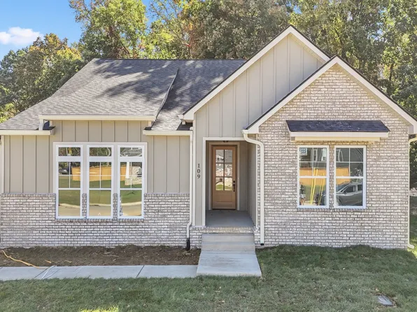 109 Chalone Dr, White House, TN 37188
