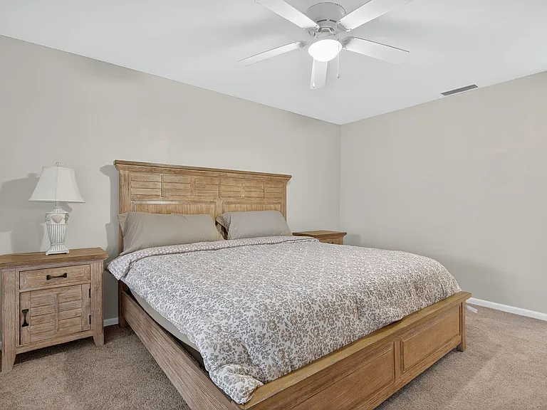 1127 E Seminole Ave #8A — Photo 16
