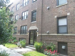 3439 N Elaine Pl, Chicago, IL 60657