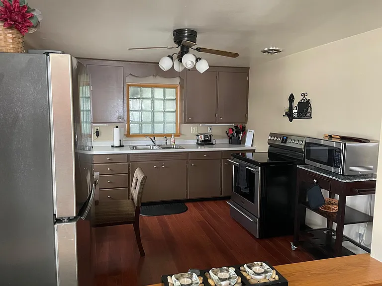 2312 Garfield St — Photo 5