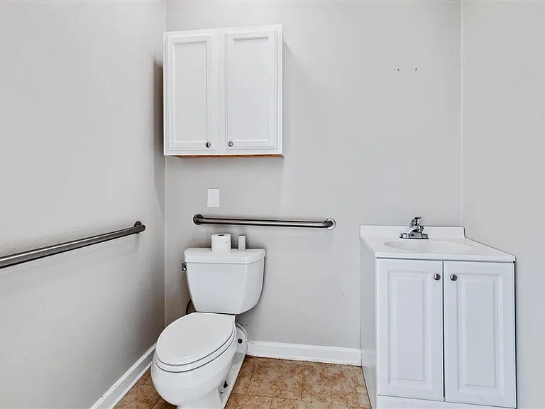299 Rita Dr — Photo 7