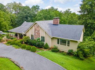 106 Millies Ln, Nellysford, VA 22958