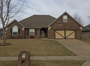 2607 E Keystone Dr, Republic, MO 65738