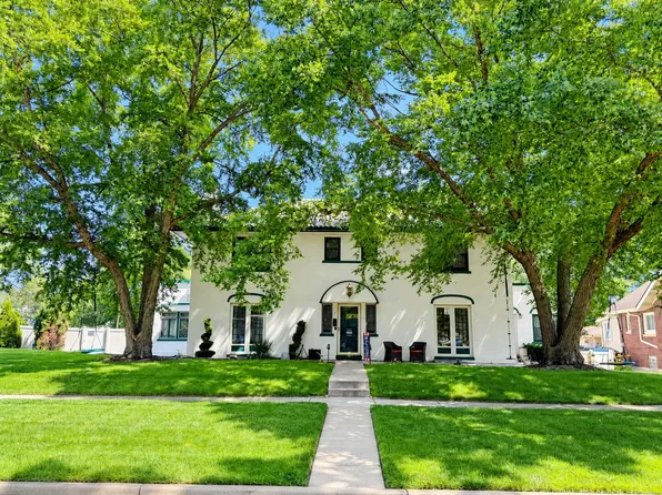 7 Wildwood Rd, Hammond, IN 46324