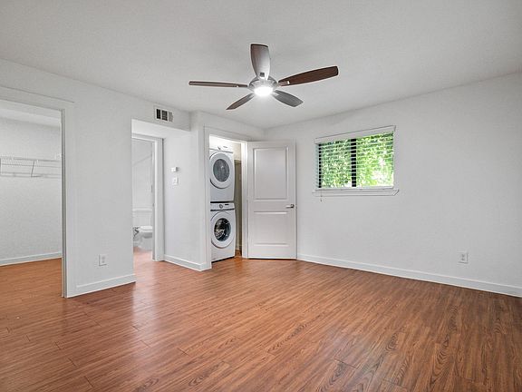 4th image of 400 Westmoreland St APT 10
