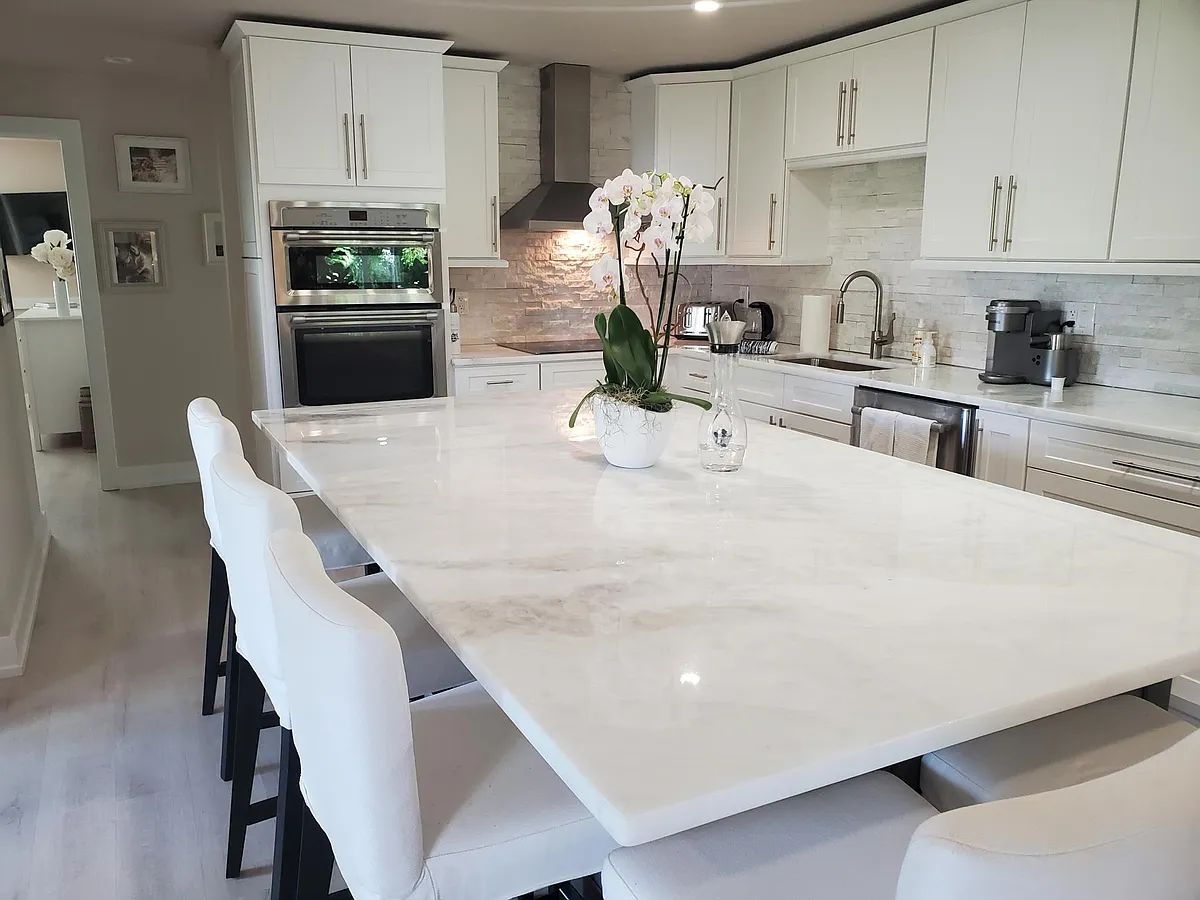 kitchen - 699 104th Ave N