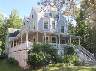 47 Pine Hill Rd S, Cape Neddick, ME 03902