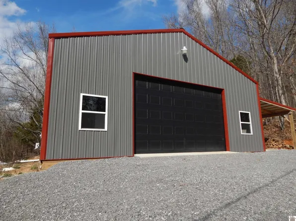 228 Hills Hollow Dr, Cadiz, KY 42211