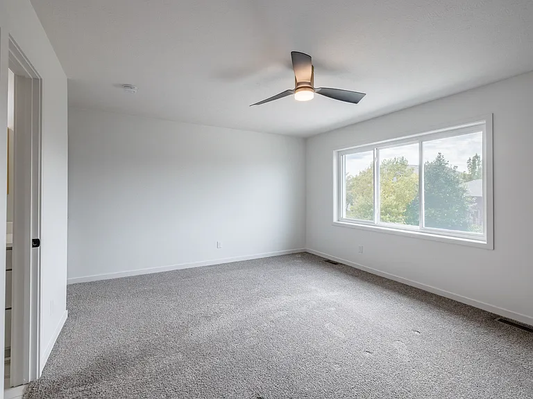 6204 Franciscan Dr — Photo 31