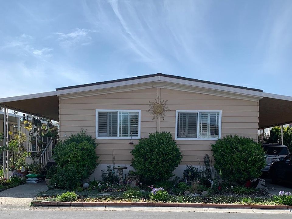 1st image of 136 Chateau La Salle Dr #136