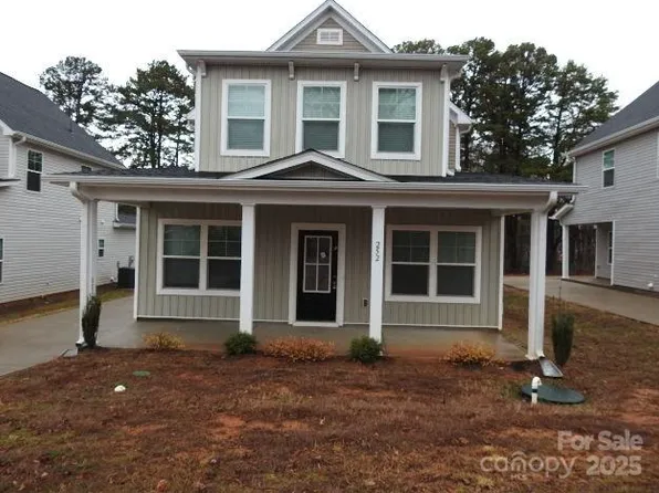252 Mills Ave, Troutman, NC 28166