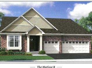 10490 Pine Ln, Saint John, IN 46373