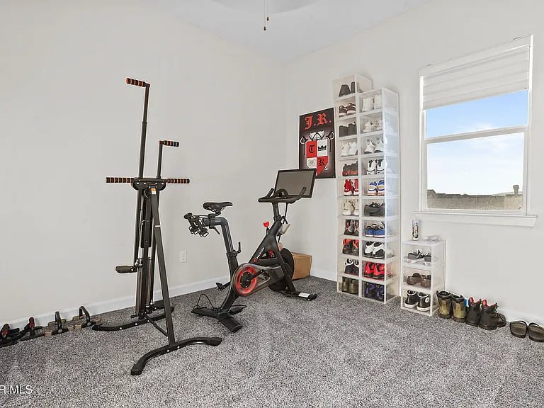 12308 Desert Heights Ct — Photo 24